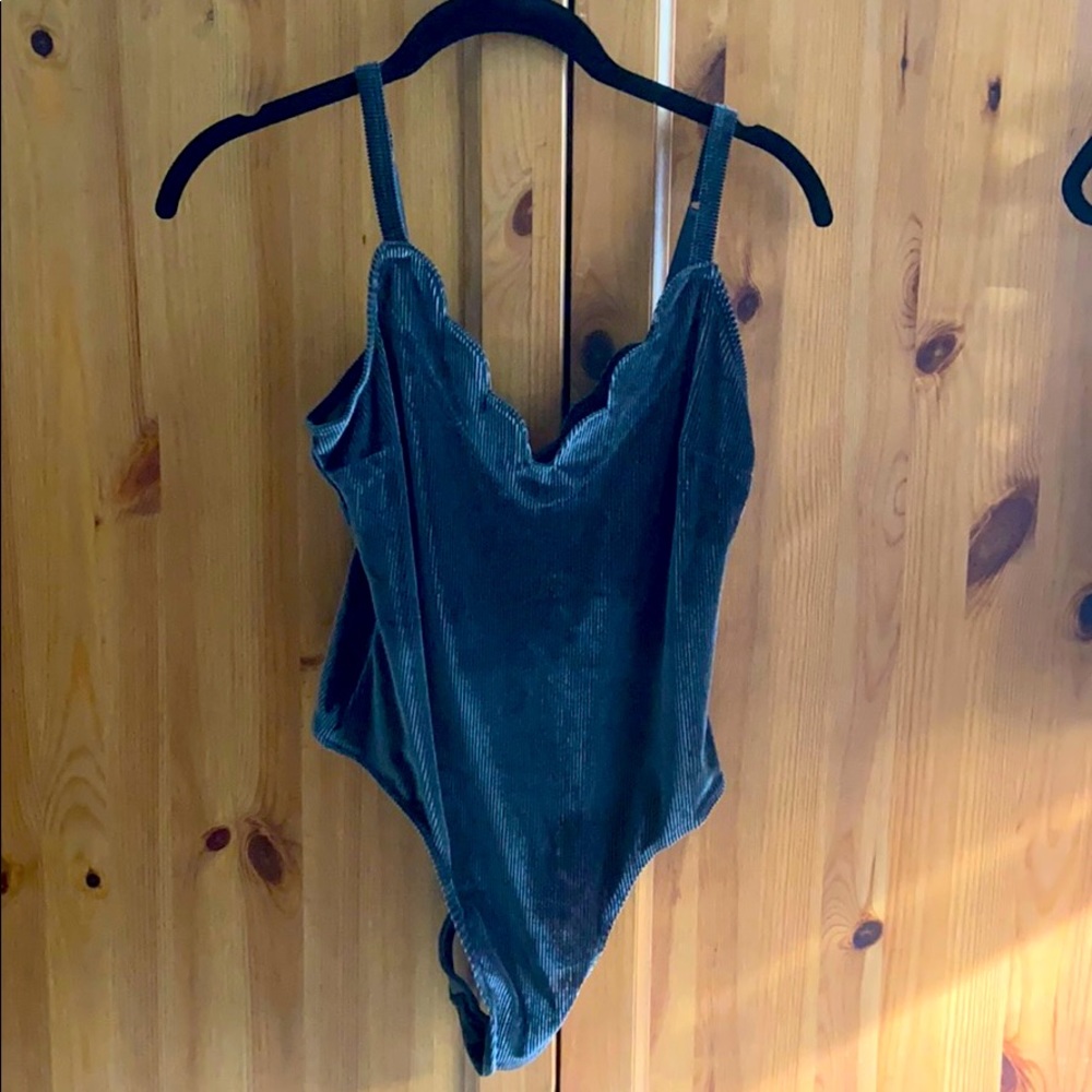 Velvet bodysuit NEVER WORN